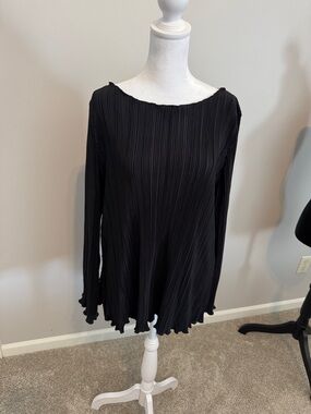 a new day Black Pleated Long-Sleeve Tunic